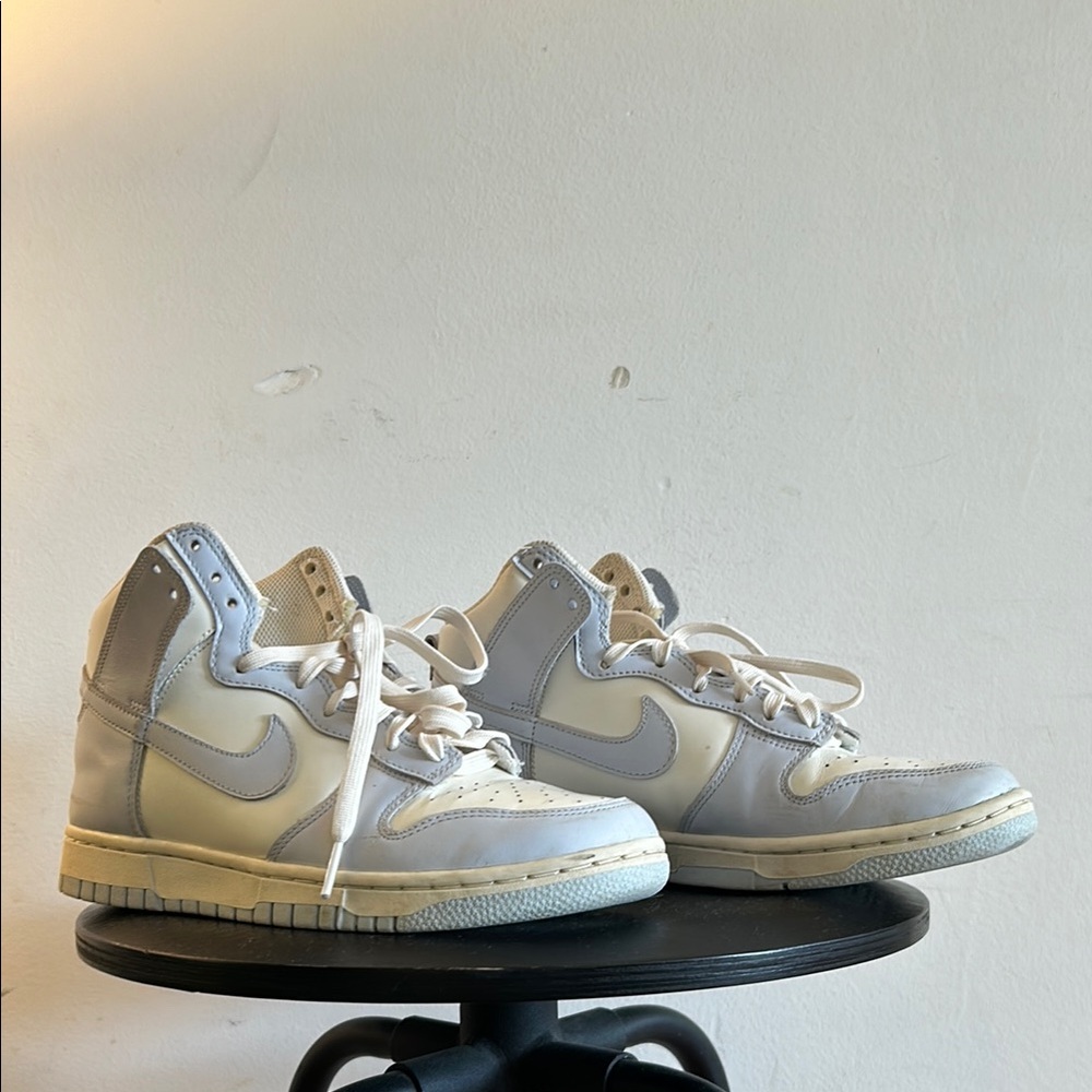 Nike High-Top Sneakers in Light Gray and Cream